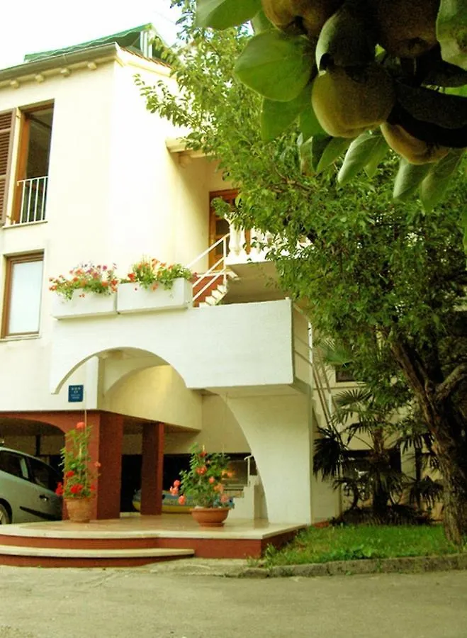 Apartments By The Sea Umag - 2549 Croazia