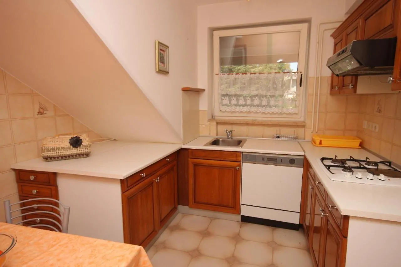 Apartments By The Sea Umag - 2549